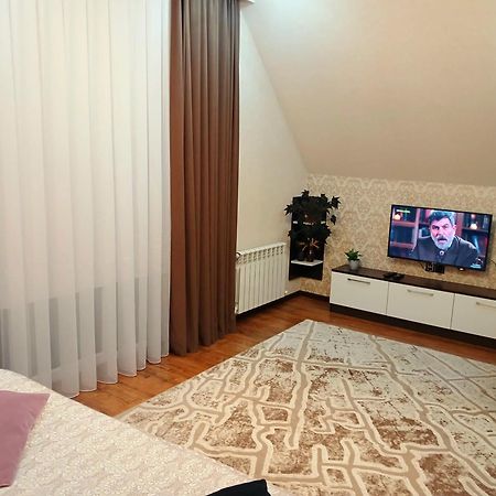Dom Semya Deluxe Gusar Qusar Exteriör bild
