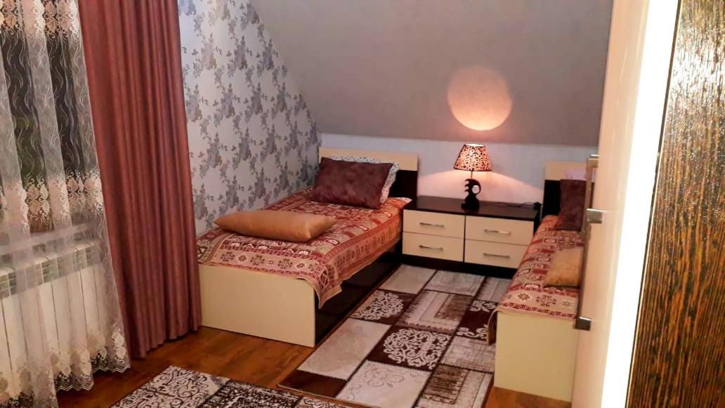 Dom Semya Deluxe Gusar Qusar Exteriör bild
