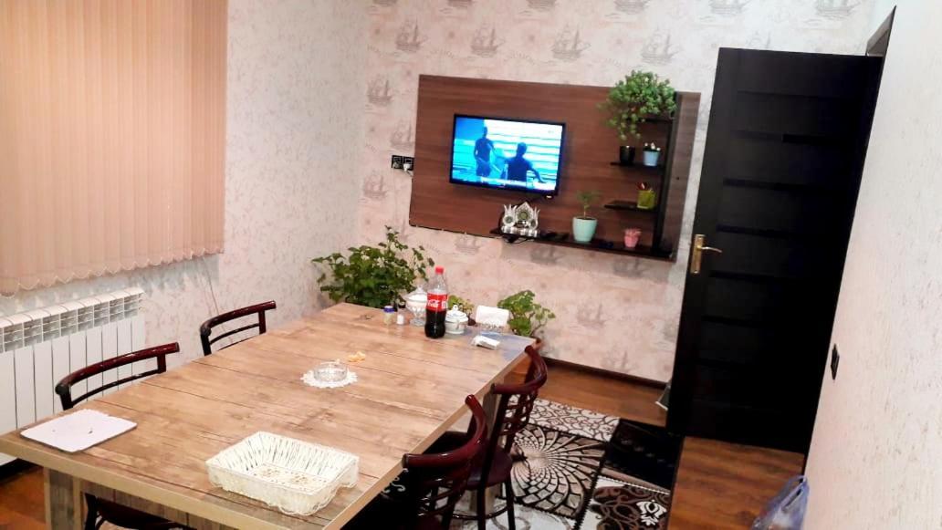 Dom Semya Deluxe Gusar Qusar Exteriör bild