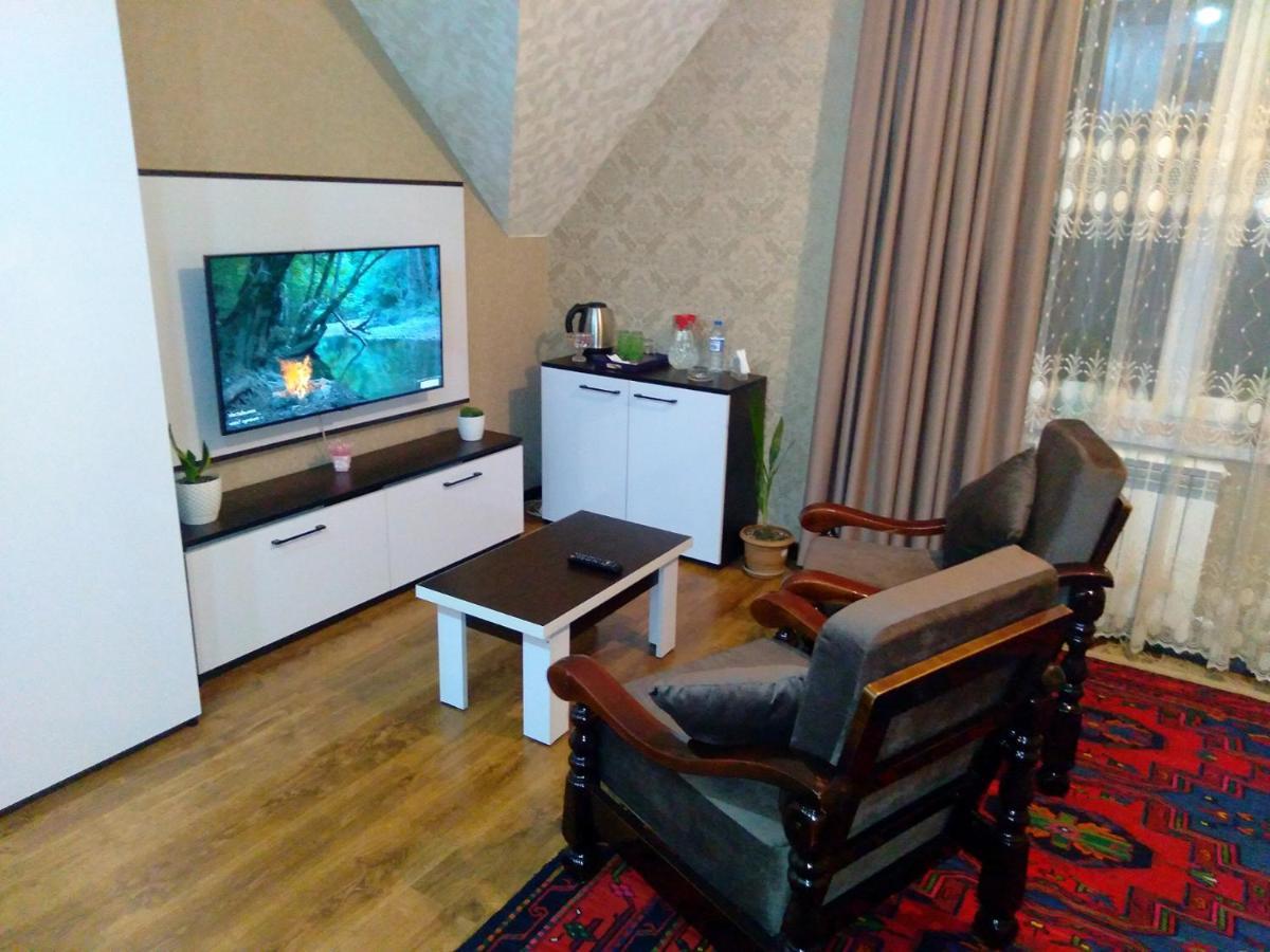 Dom Semya Deluxe Gusar Qusar Exteriör bild